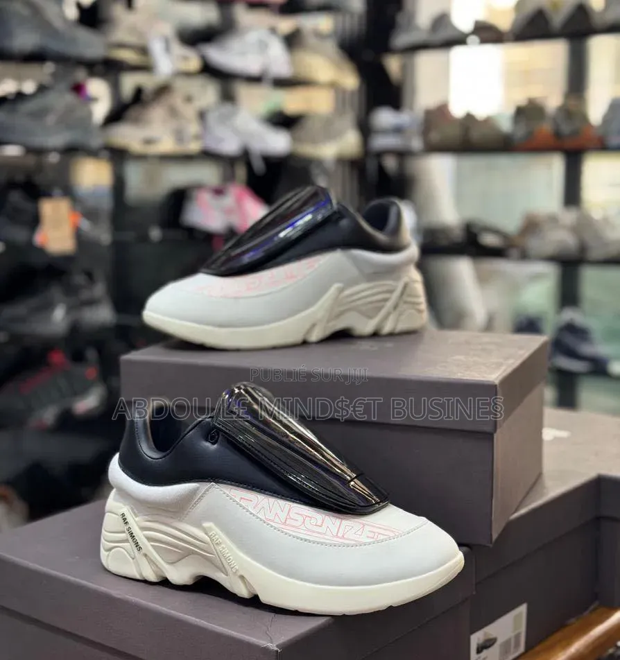 Shoes Raf Simons Différentes Couleurs Disponible