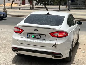 Ford Fusion 2016 Blanc