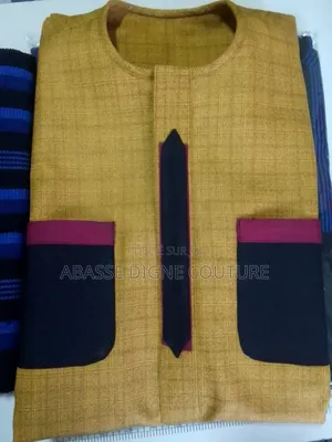 Costume Africain À Base De Coton
