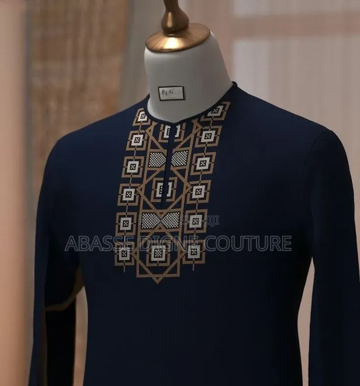 Costume Africain À Base De Coton