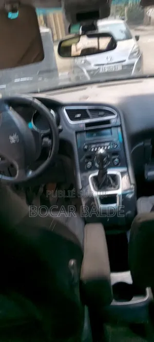 Peugeot 5008 2011 Blanc