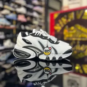 Nike Dn Noir Et Blanc Disponible