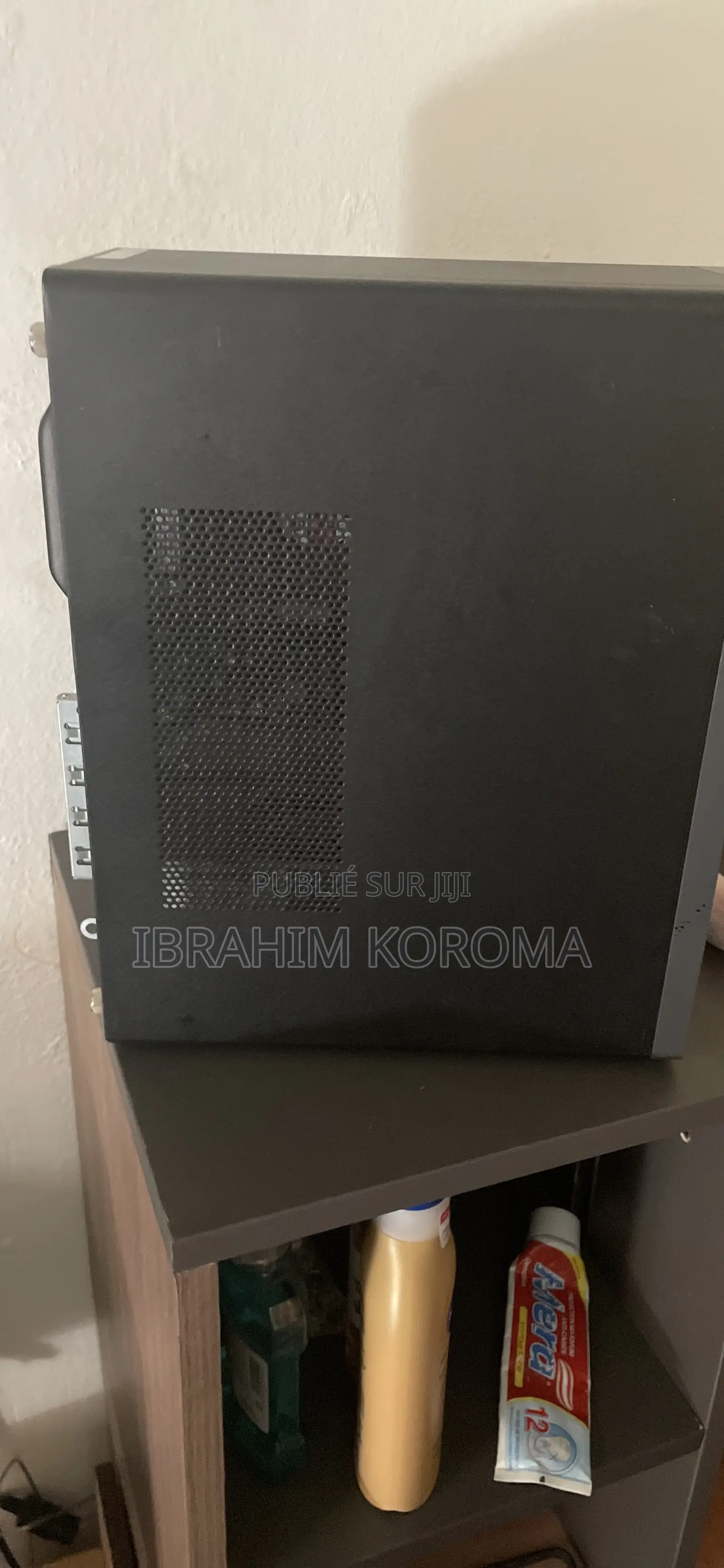 Lenovo ThinkCentre Neo 50T 8GB Intel Core i5 HDD 1T