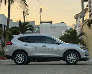 Nissan Rogue 2017 Gris