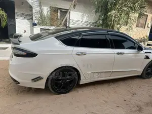 Ford Fusion Titanium 4dr Sedan AWD w/EcoBoost (2.0L 4cyl Turbo 6A) 2014