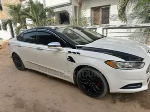 Ford Fusion Titanium 4dr Sedan AWD w/EcoBoost (2.0L 4cyl Turbo 6A) 2014