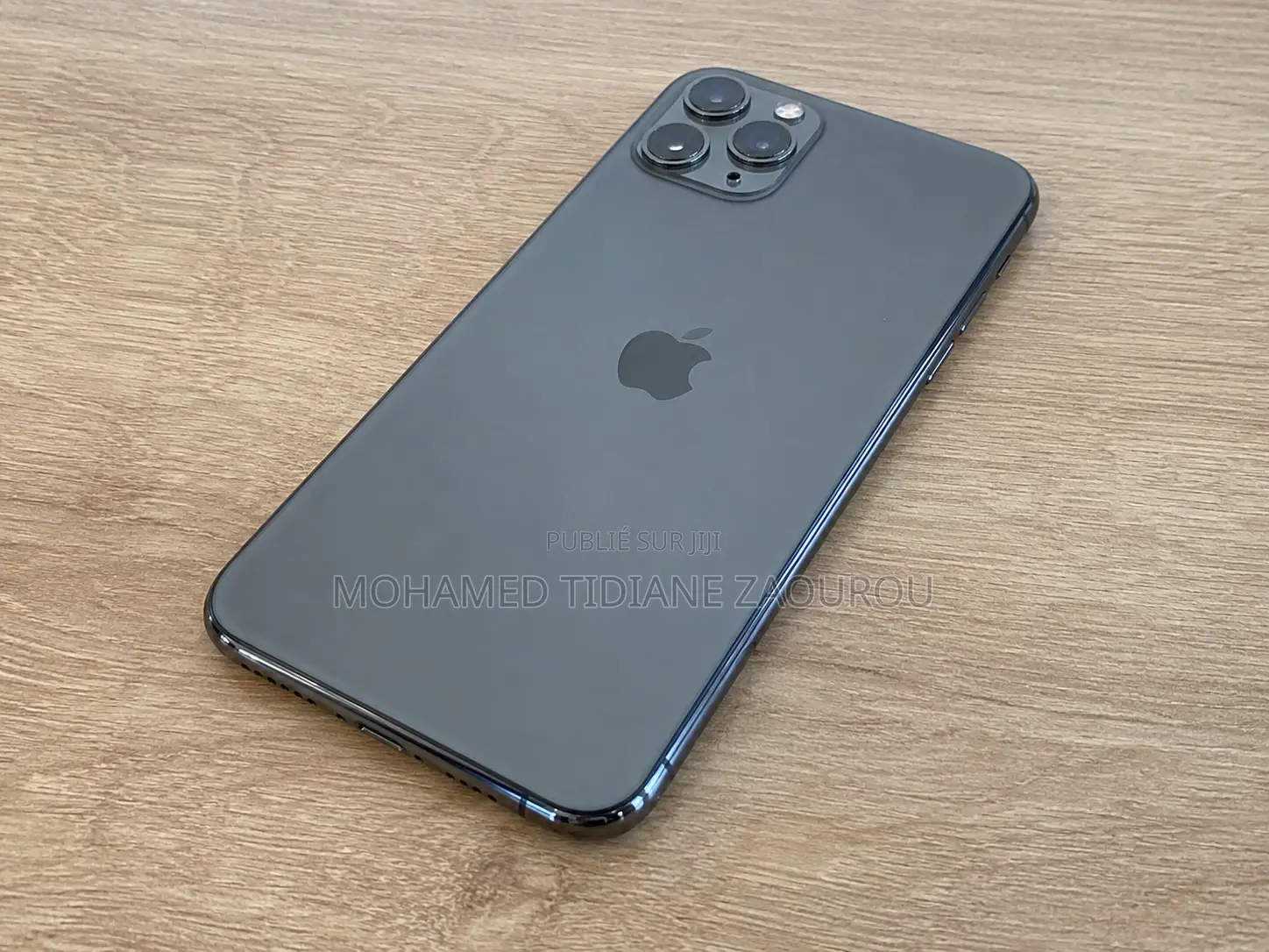 Nouveau Apple iPhone 11 Pro Max 64 GB Gris