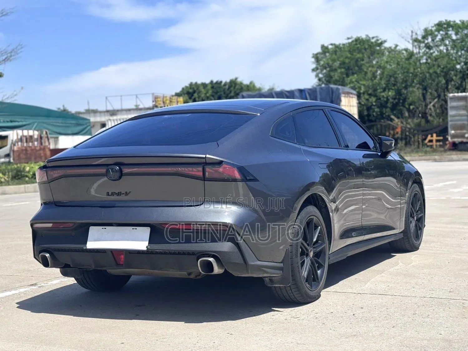 Changan UNI-V 1.5 Petrol FWD 2022 Gris