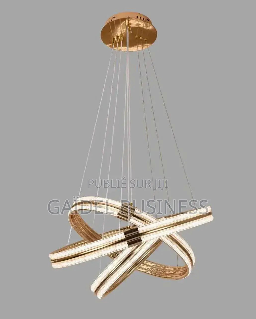 Lustre Led Contemporain – Silhouette Ondulée Et Cœur en Cristal**