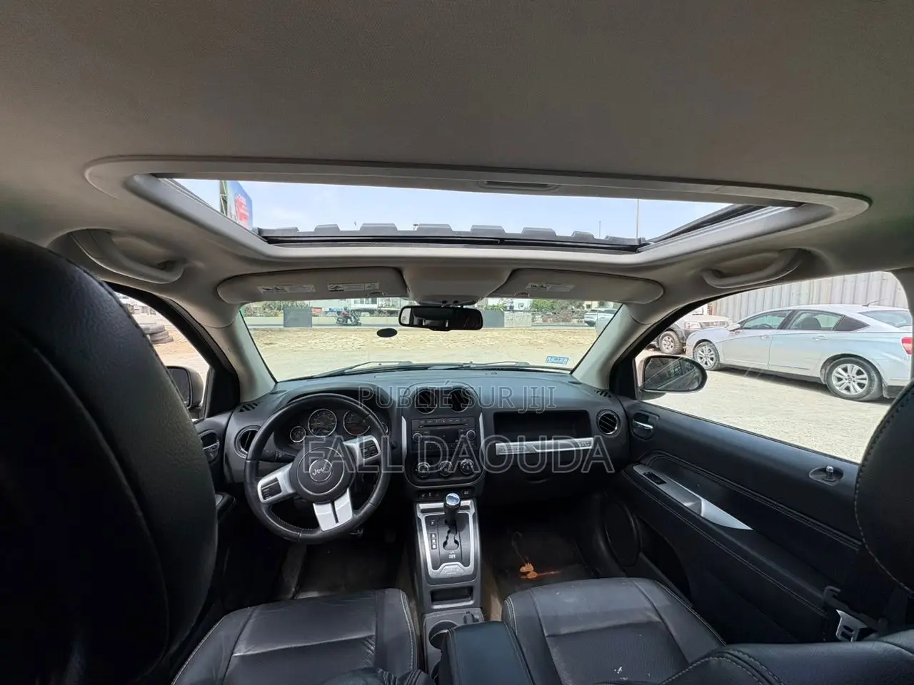 Jeep Boussole 2016 Gris
