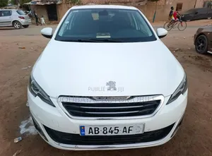 Peugeot 308 2017 Blanc
