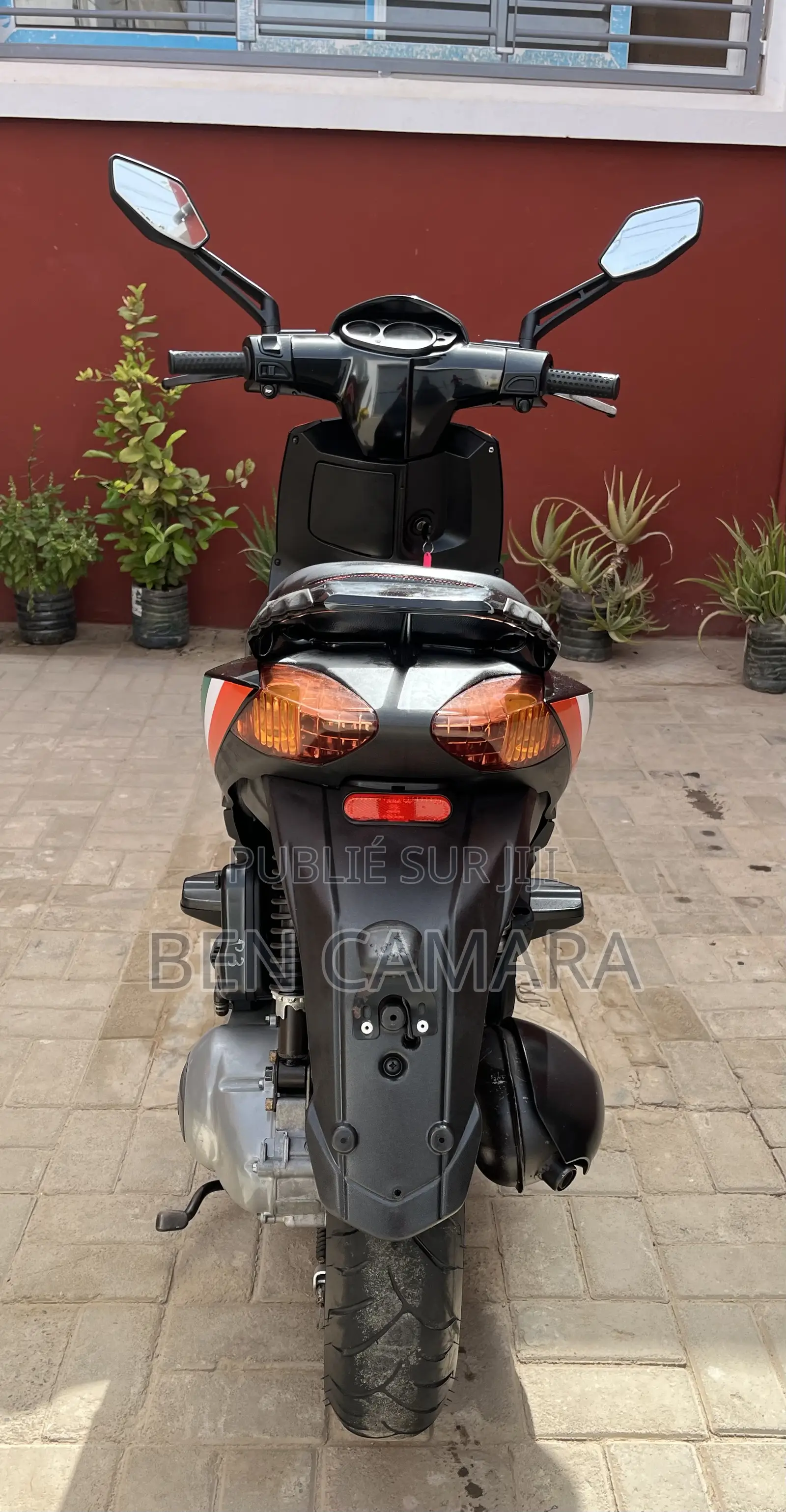 Nouveau Aprilia AF 2016 Noir