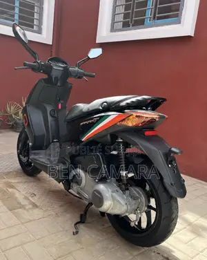 Nouveau Aprilia AF 2016 Noir