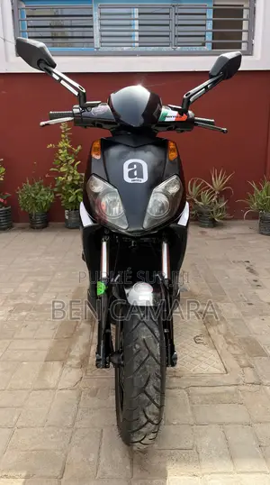 Nouveau Aprilia AF 2016 Noir