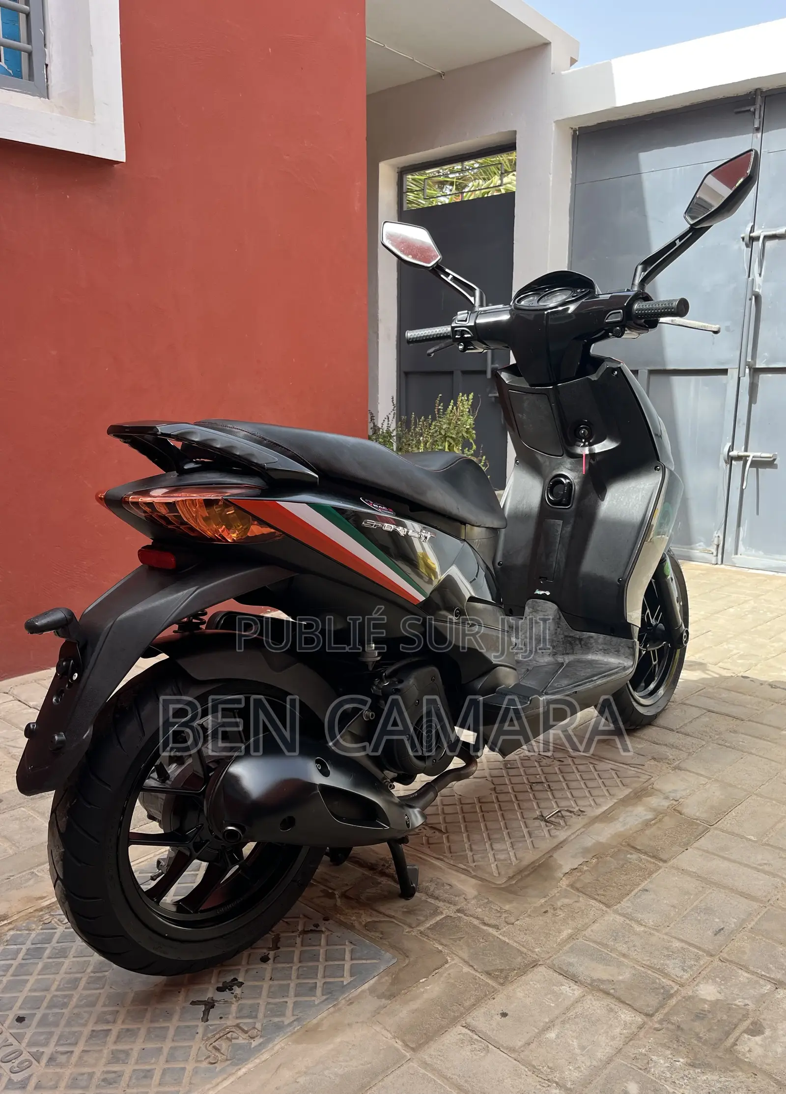 Nouveau Aprilia AF 2016 Noir