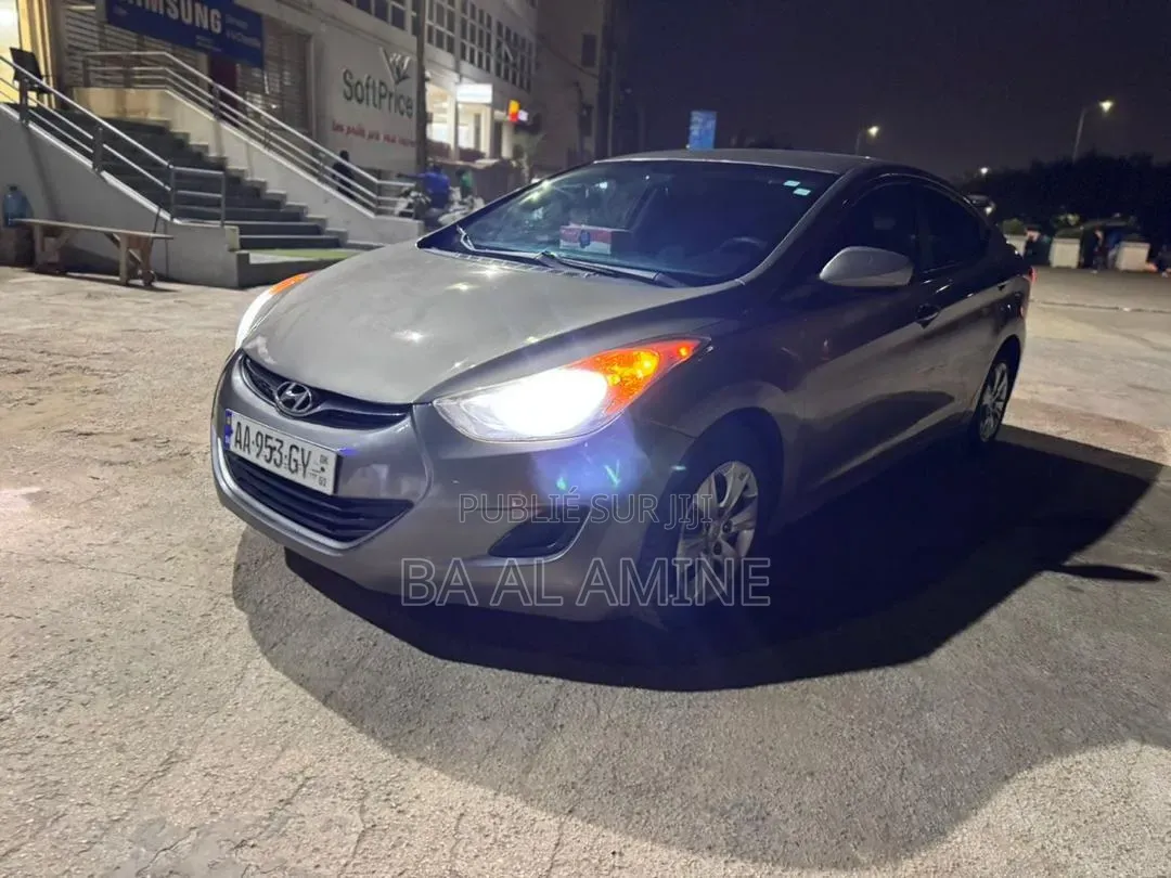 Hyundai Elantra 2013 Gris