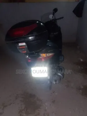 Suzuki Burgman 125 2008 Noir