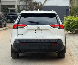 Toyota RAV4 2020 Blanc