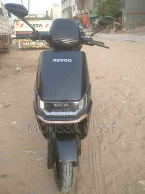 Revoo A12 2024 Noir