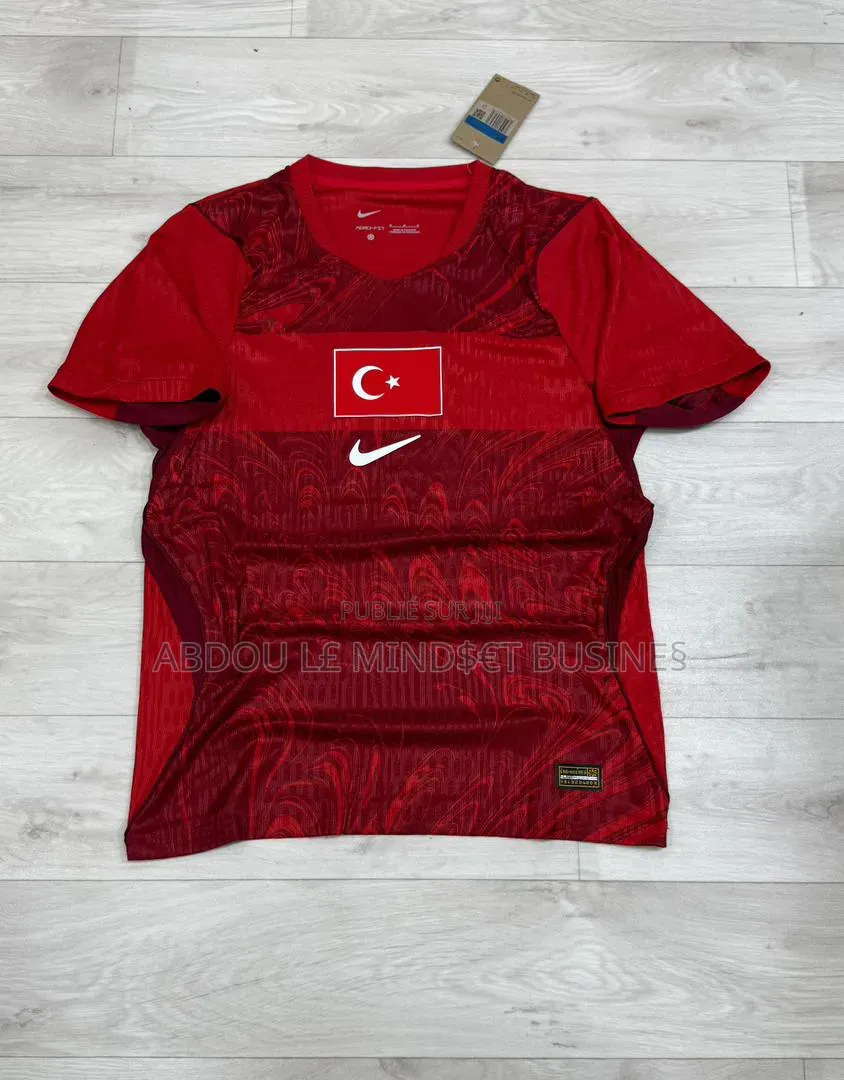 Maillots Turquie Disponible