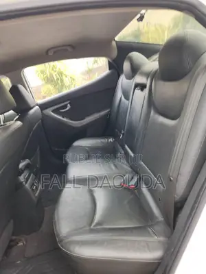 Hyundai Avante 2015 Blanc