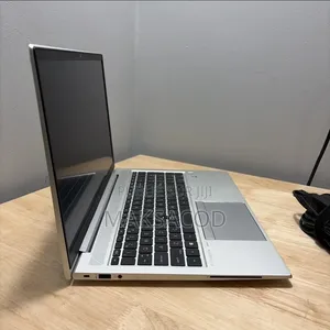 Ordinateur portable HP EliteBook 850 G6 32GB Intel Core i7 SSD 256GB