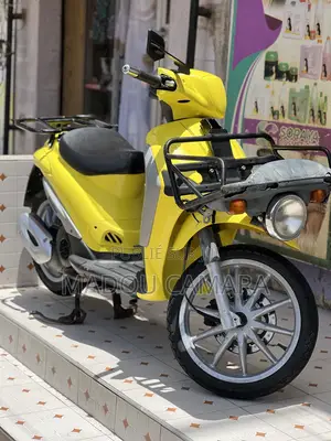 Piaggio Trotinette 2016 Jaune