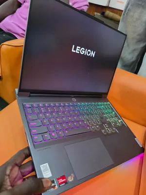 Nouveau Lenovo Legion Y7000P IRX9 Gaming Laptop 16GB AMD Ryzen 7 SSD 2T