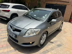 Toyota Auris 2010 Gris