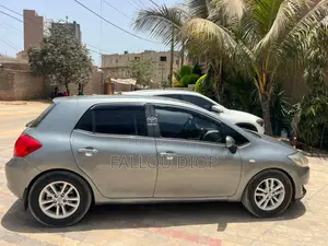 Toyota Auris 2010 Gris