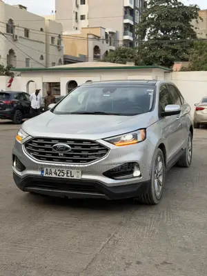 Ford Edge Titanium AWD 2018 Gris