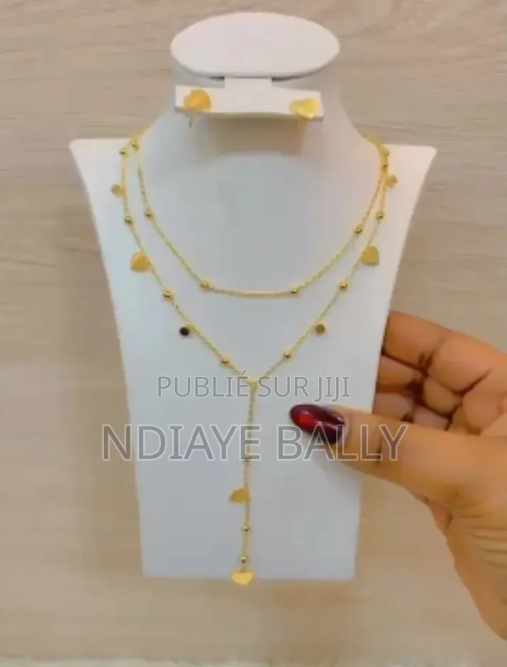 Des Bijoux Pour Femmes 