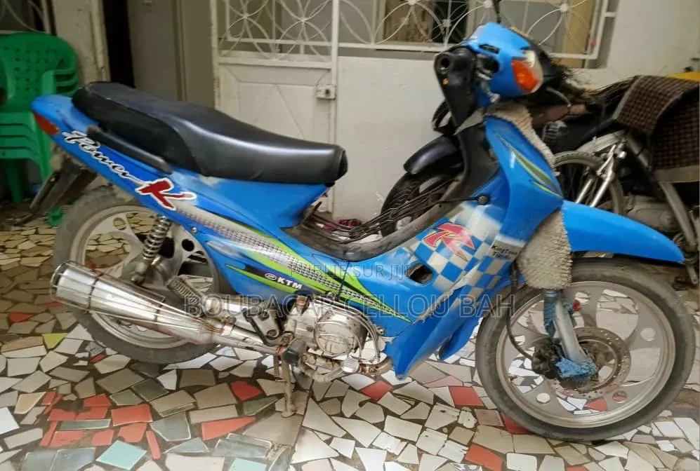 KTM RC 125 2025 Bleu