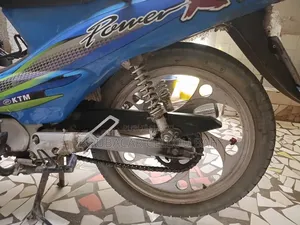 KTM RC 125 2025 Bleu