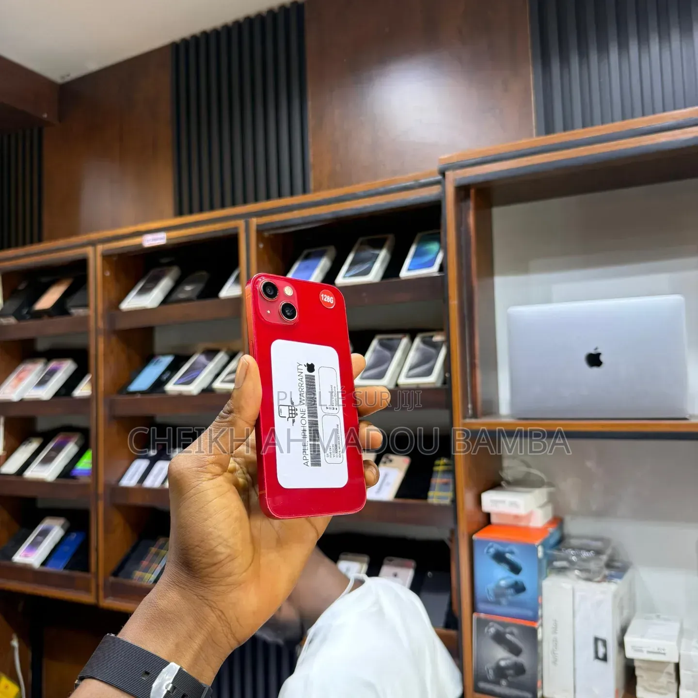 Nouveau Apple iPhone 13 128 GB Rouge
