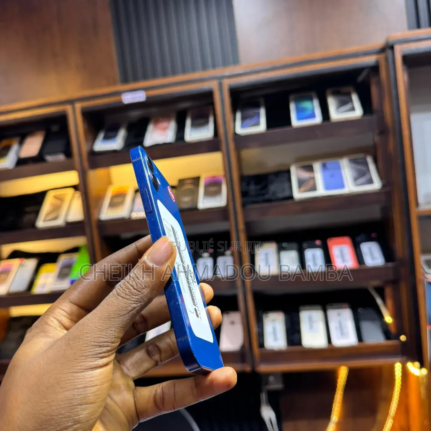 Nouveau Apple iPhone 12 64 GB Bleu