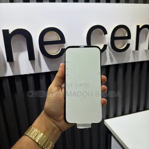 Nouveau Apple iPhone 16 Pro Max 256 GB Noir