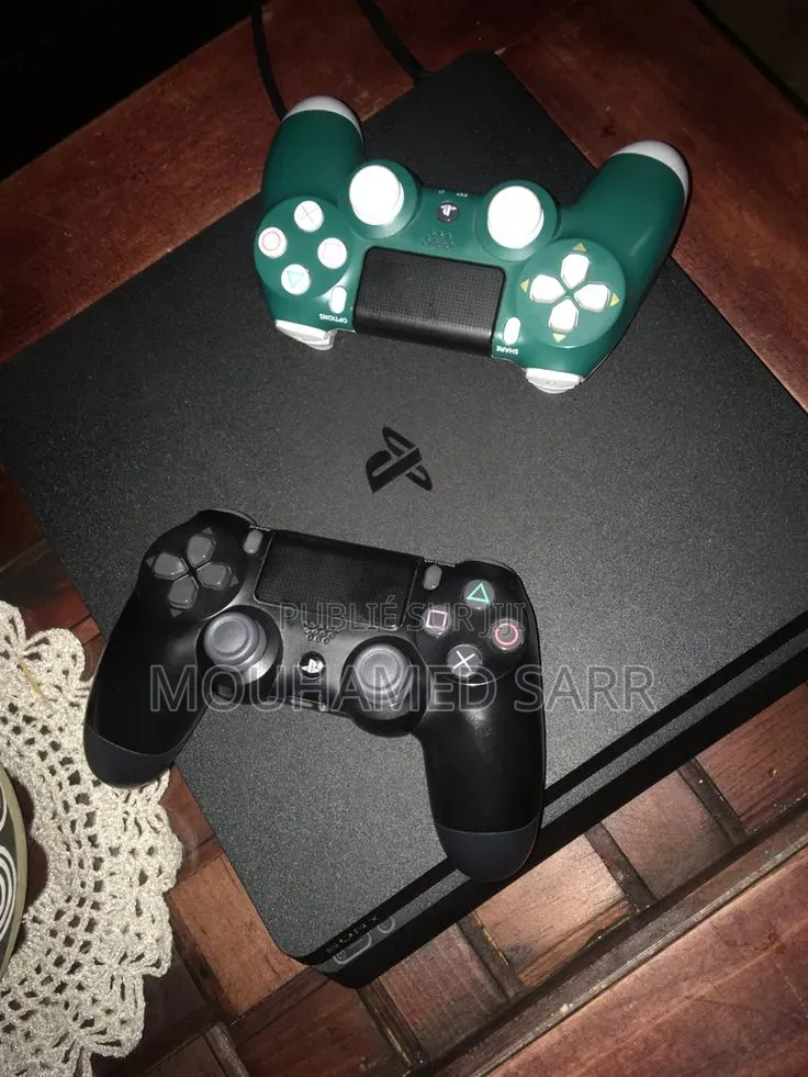 Ps4 Slim Flashée 12 Jeux
