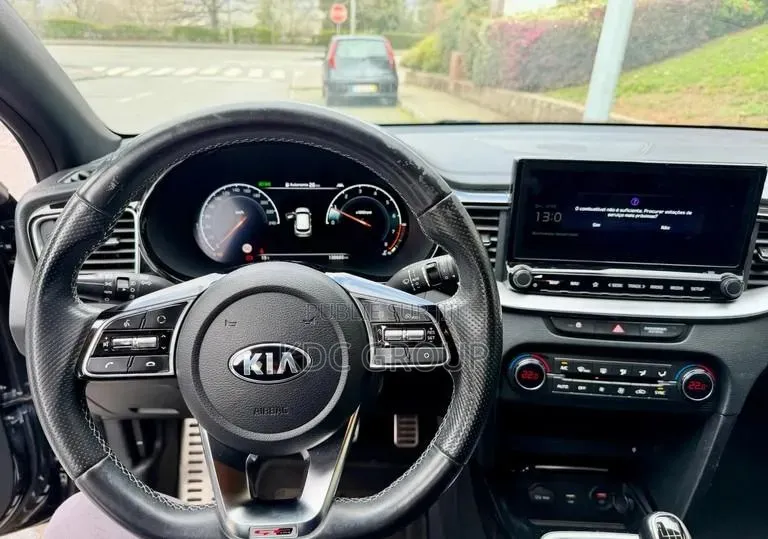 Kia Pro-ceed 2022 Noir