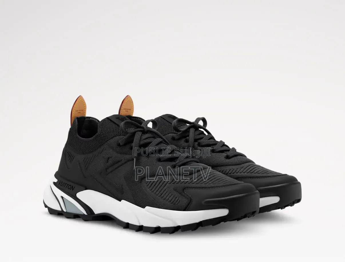 Louis Vuitton Runner Tactic Noir Hs