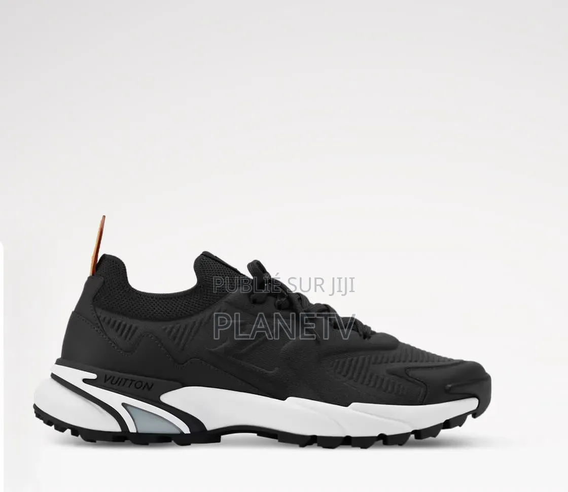 Louis Vuitton Runner Tactic Noir Hs