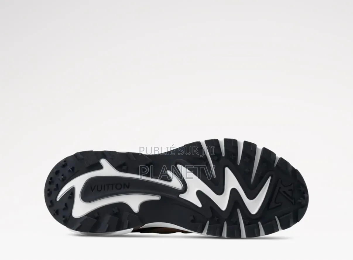 Louis Vuitton Runner Tactic Noir Hs