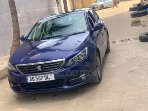 Peugeot 308 2018 Bleu