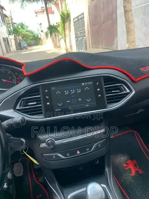 Peugeot 308 2018 Bleu