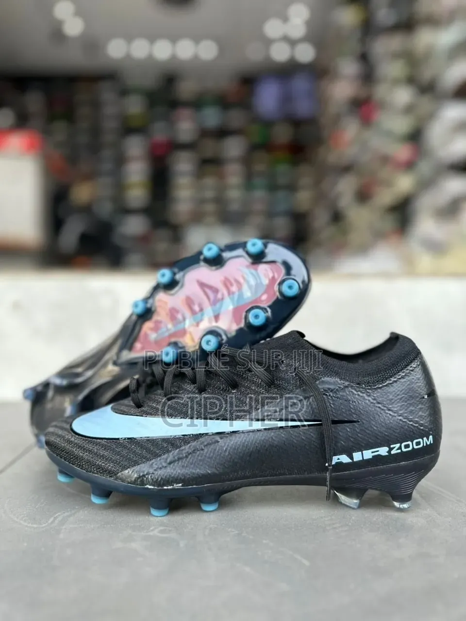 Crampons Original Chez Velodrome Boutique