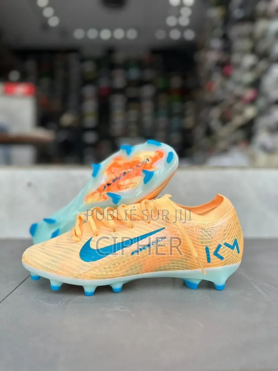 Crampons Original Chez Velodrome Boutique