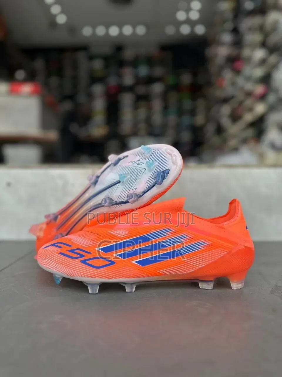 Crampons Original Chez Velodrome Boutique