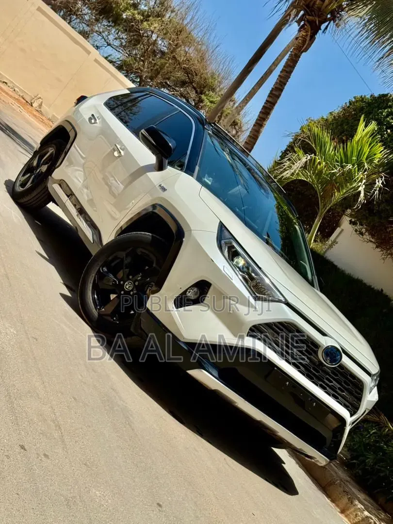 Toyota RAV4 2021 Blanc