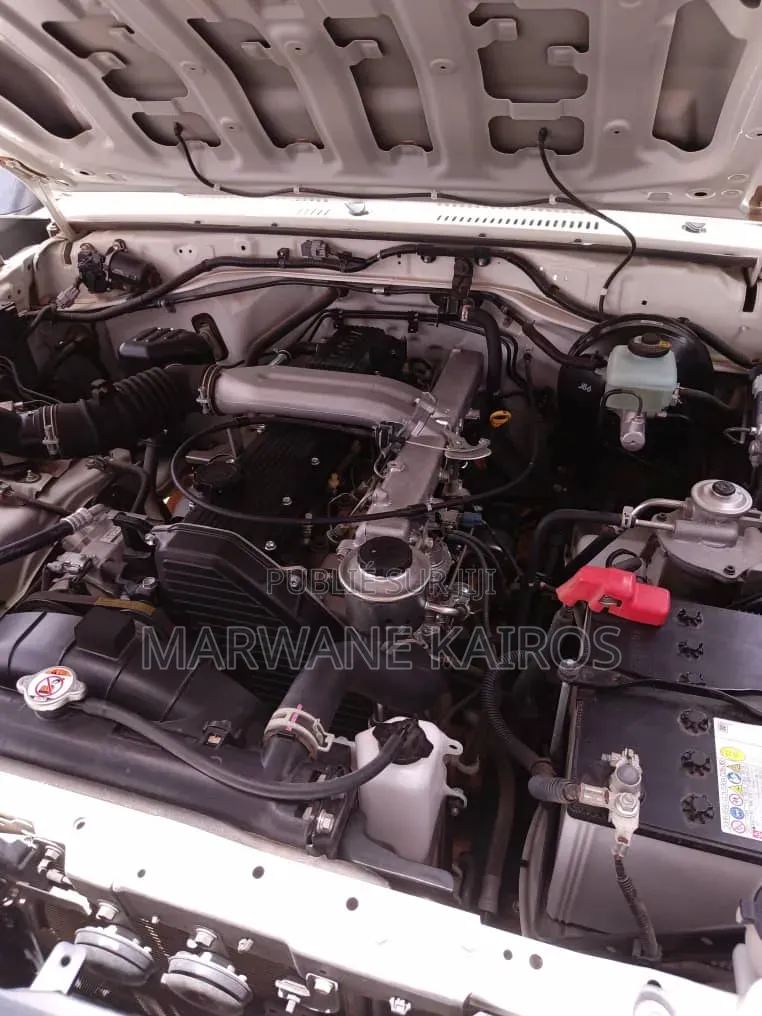 Toyota Land Cruiser 2022 Blanc