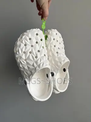 Crocs Disponible
